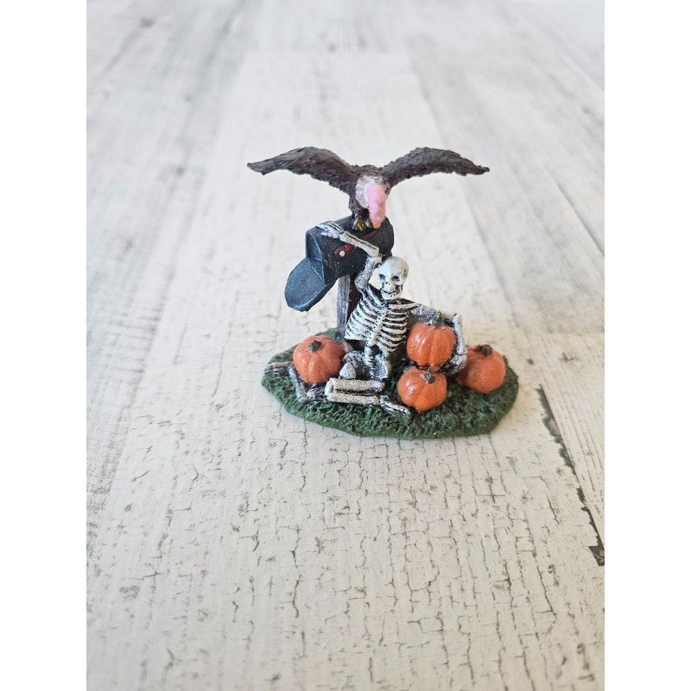 Lemax skeleton vulture‎ mailbox spooky Halloween village pumpkin jack-o'-lantern